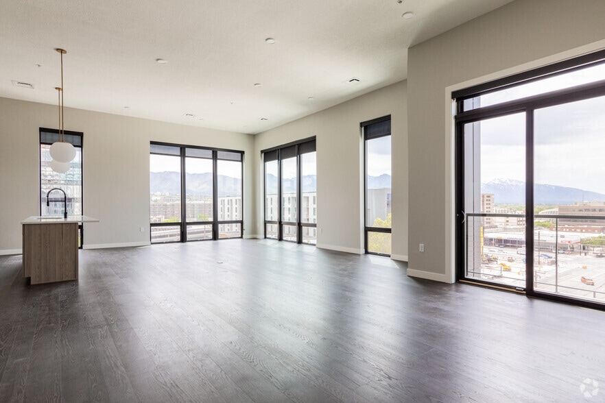 More Photos Of 218 S 200 E, Salt Lake City Apartments For Sale