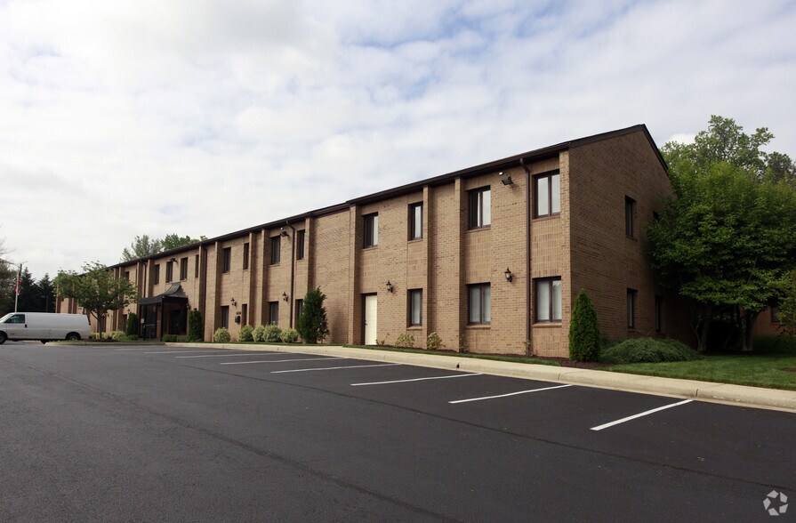 More Photos Of 5252 Lyngate Ct, Burke Medical For Lease
