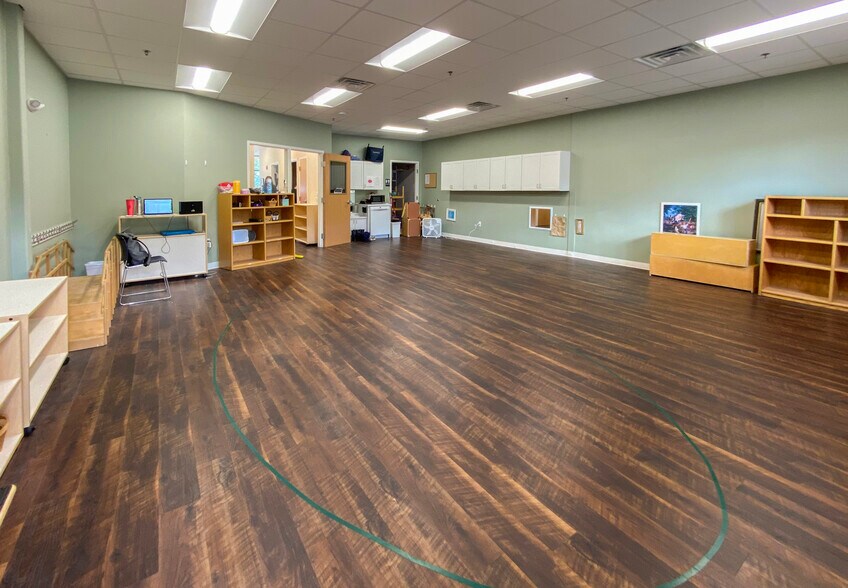 More Photos Of 57 E Main St, Westborough Medical For Lease