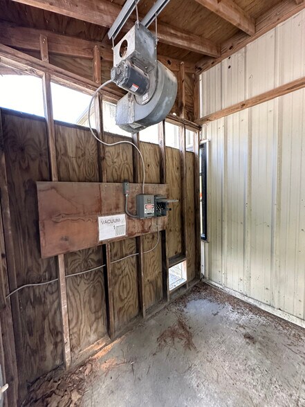 More Photos Of 724 Bell Fork Rd, Jacksonville Office For Sale