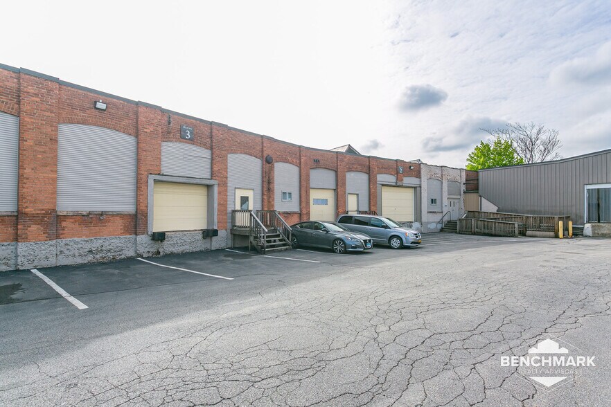 More Photos Of 410 Atlantic Ave, Rochester Warehouse For Lease