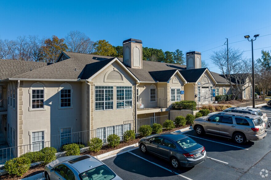 More Photos Of 1250 Upper Hembree Rd, Roswell Medical For Lease
