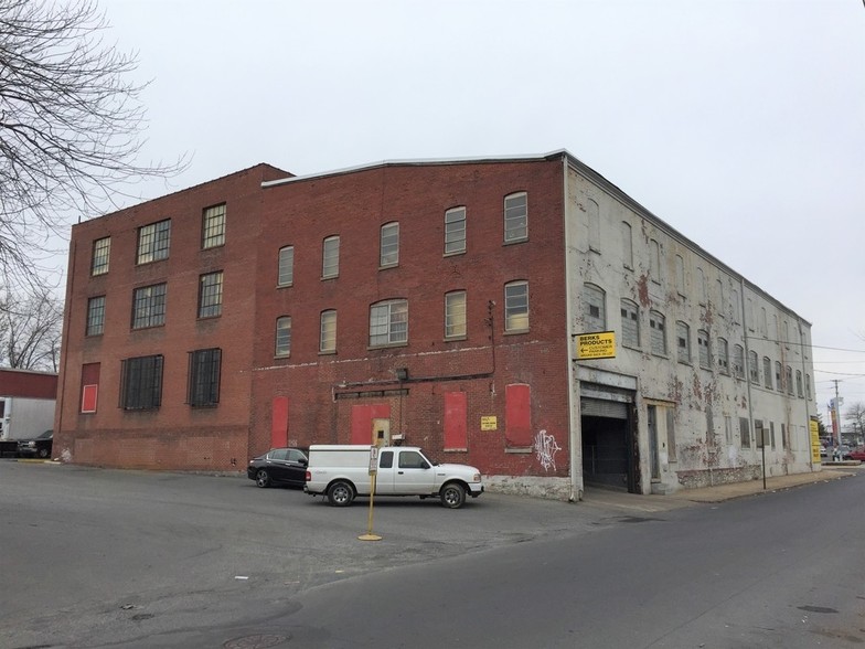 More Photos Of 722 Spring St, Reading Manufacturing For Sale