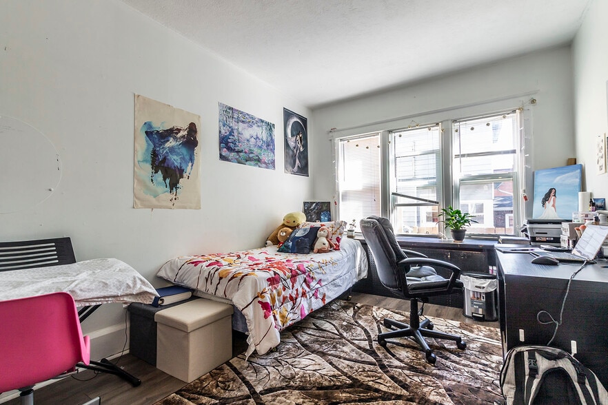 More Photos Of 133 Albert St, Waterloo Apartments For Sale