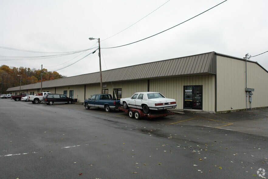 More Photos Of 3660-3668 Central Pike, Hermitage Light Manufacturing For Lease