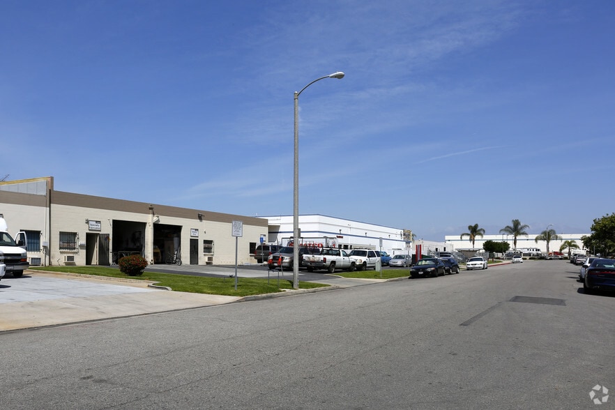 More Photos Of 1660-1674 Industrial Ave, Norco Warehouse For Lease