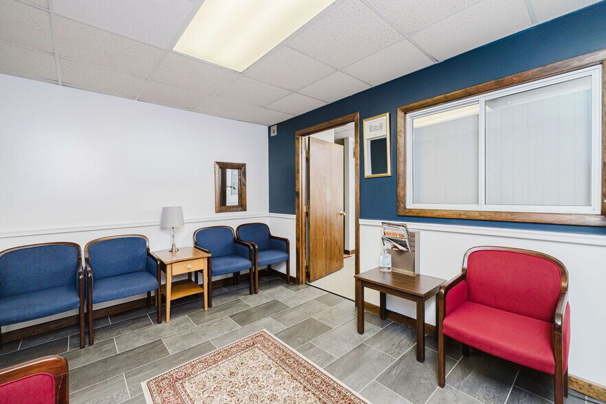 More Photos Of 63 Winthrop St, Taunton Medical For Sale