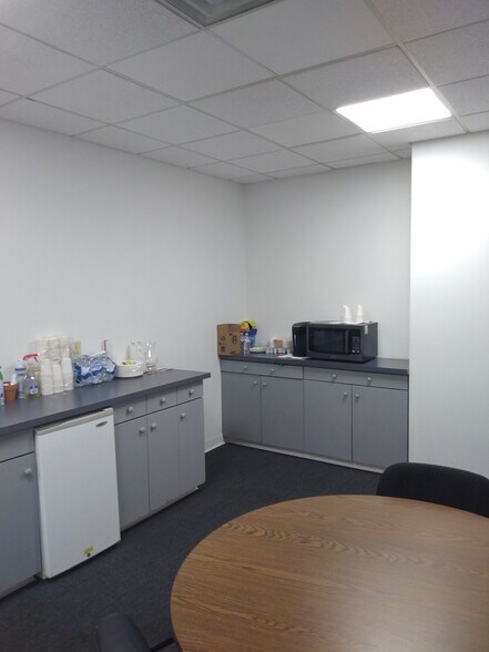 More Photos Of 35 Journal Sq, Jersey City Coworking Space