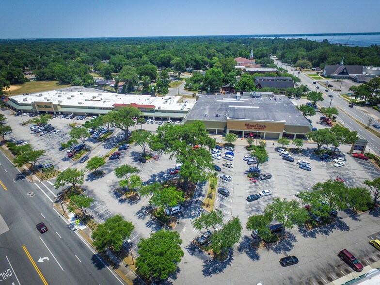 More Photos Of 6010-6030 San Jose Blvd, Jacksonville Unknown For Lease