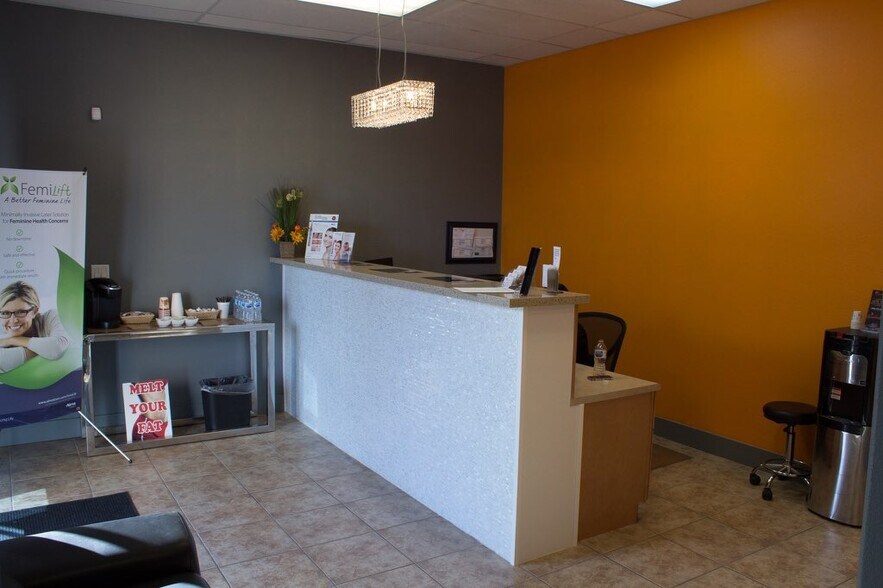 More Photos Of 34 N Valle Verde Dr, Henderson Storefront For Lease