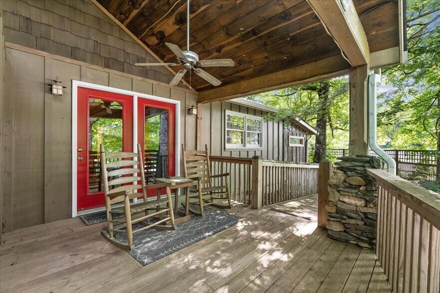 More Photos Of 9440 GA-52, Chatsworth Hospitality For Sale