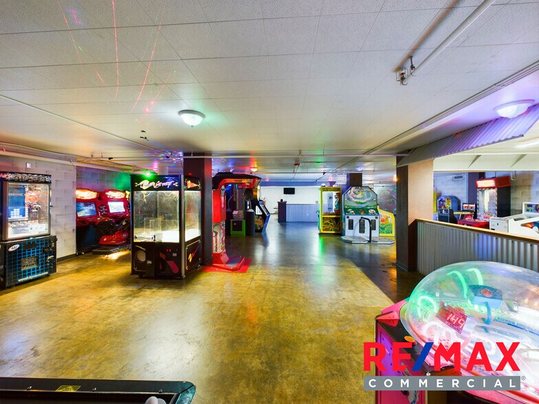 More Photos Of 1057 Sheridan Ave, Cody Restaurant For Sale