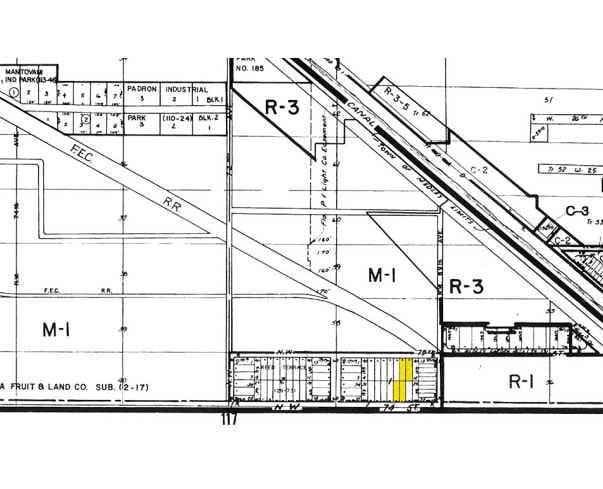 More Photos Of 7075 NW 74th St, Medley Warehouse For Lease