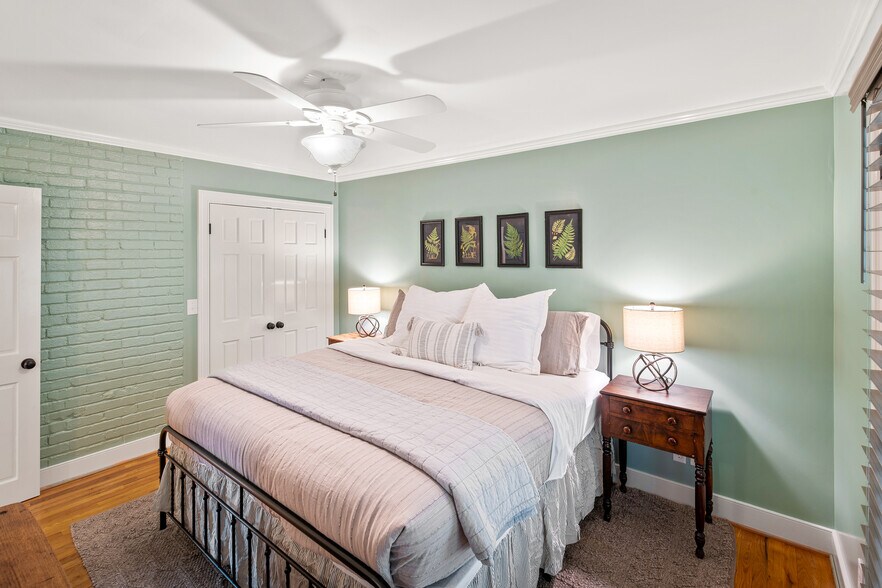 More Photos Of 3500 Sunset Lodge Ct, Charlottesville Hotel For Sale