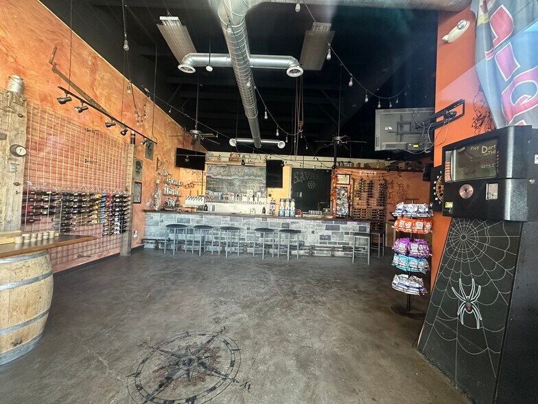 More Photos Of 638 Lake St, Wilson Freestanding For Sale