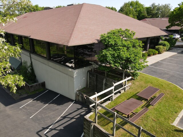 More Photos Of 170 Linden Oaks Dr, Rochester Office For Sale