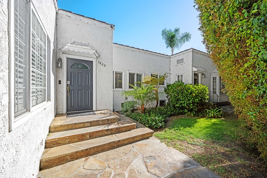 Primary Photo Of 803 S Sycamore Ave, Los Angeles Multifamily For Sale