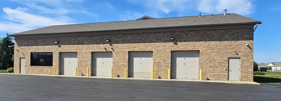 More Photos Of 3933 Monitor Rd, Bay City Office For Sale