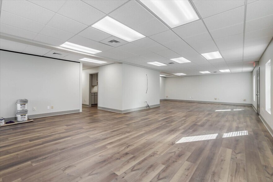 More Photos Of 1310 Thomasville Rd, Tallahassee Office For Lease