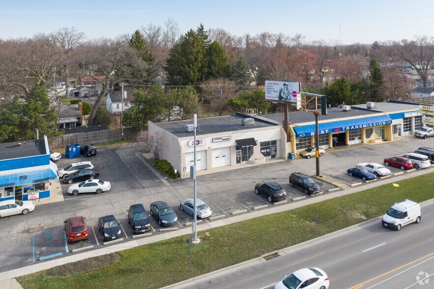 More Photos Of 5302 Airport Hwy, Toledo Freestanding For Lease