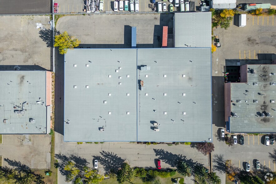 More Photos Of 3526 26th St NE, Calgary Warehouse For Lease