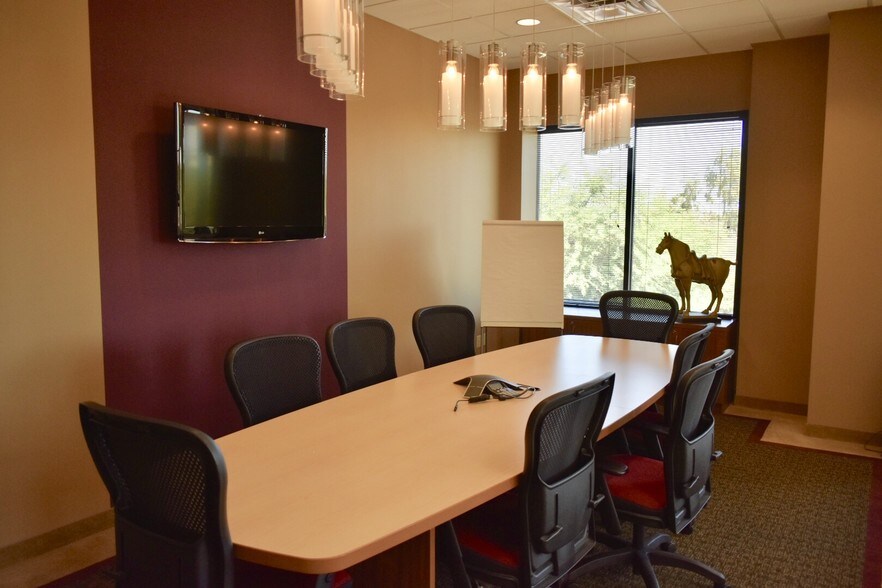 More Photos Of 5010 E Warner Rd, Phoenix Office For Lease