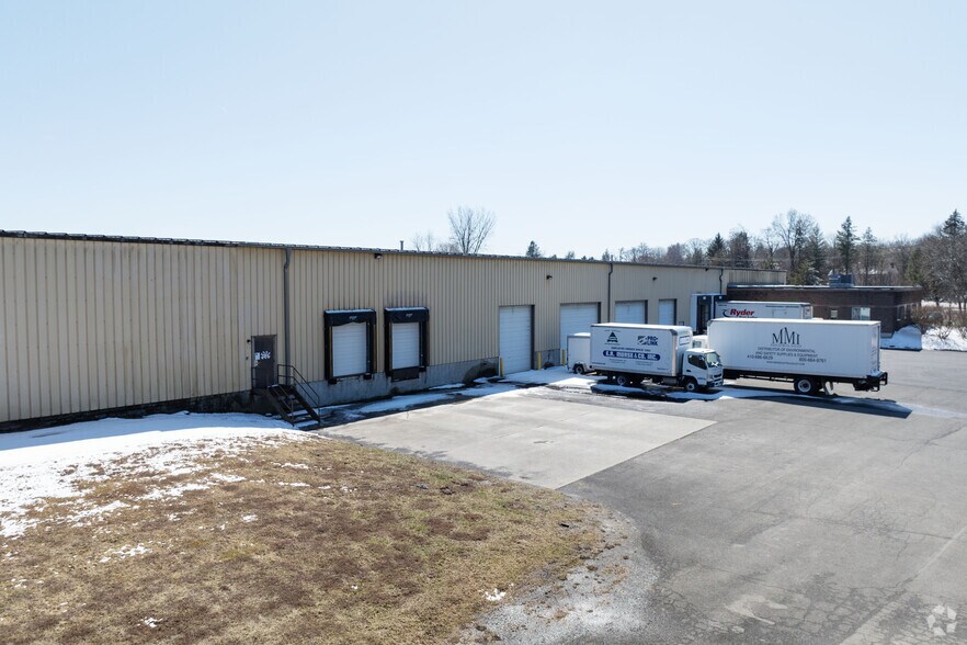 More Photos Of 1210 Route 9, South Schodack Warehouse For Lease