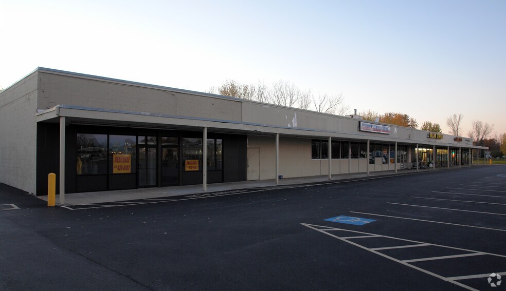 More Photos Of 7915 Minoa-Bridgeport Rd, Bridgeport General Retail For Lease