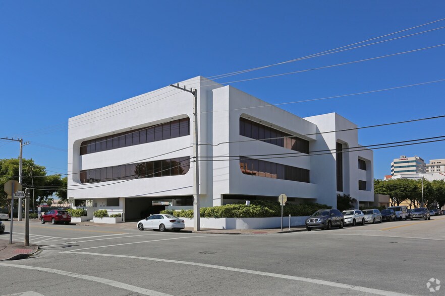 More Photos Of 100 Almeria Ave, Coral Gables Office For Lease