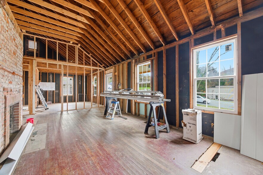 More Photos Of 2879 Wildwood Road Ext, Allison Park Office For Lease
