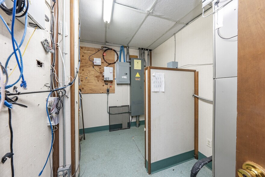 More Photos Of 927 O St, Firebaugh Healthcare For Sale