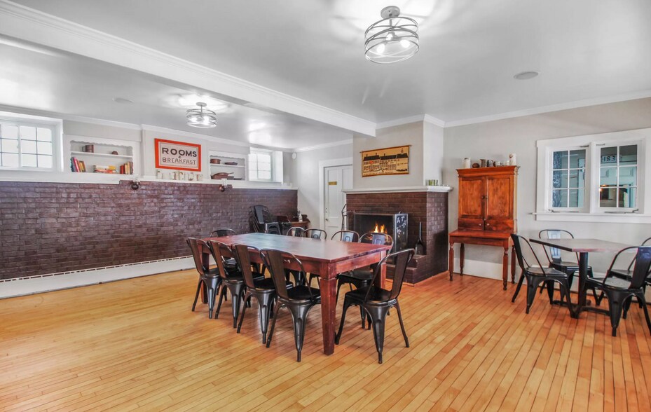 More Photos Of 2 W Main St, Littleton Hotel For Sale