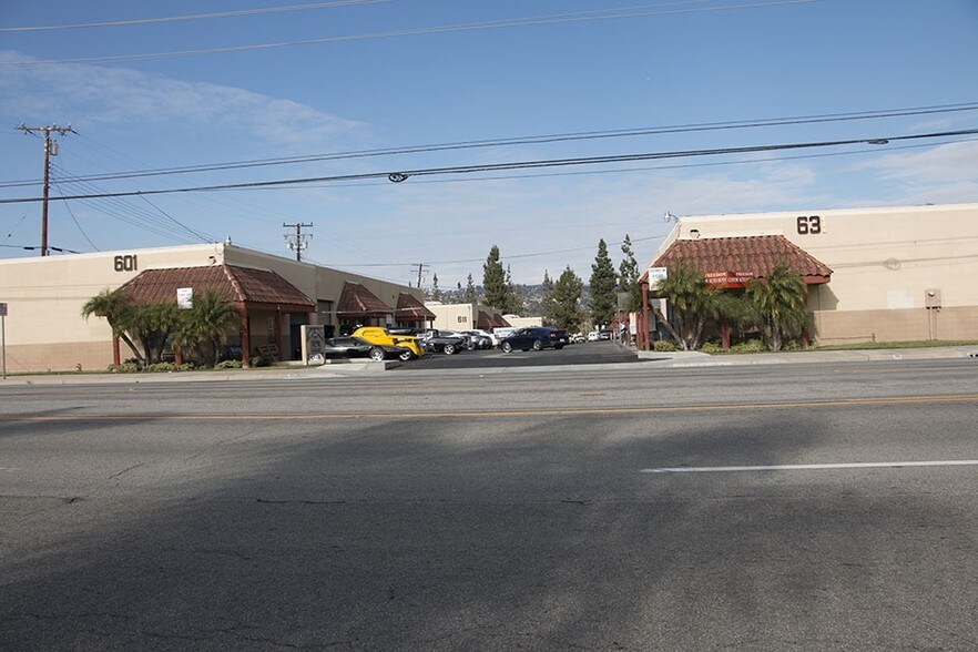 More Photos Of 601 E Lambert Rd, La Habra Warehouse For Lease