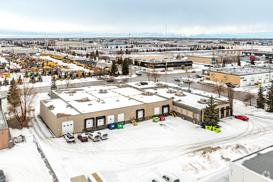 More Photos Of 17708-17720 107 Av NW, Edmonton Warehouse For Lease