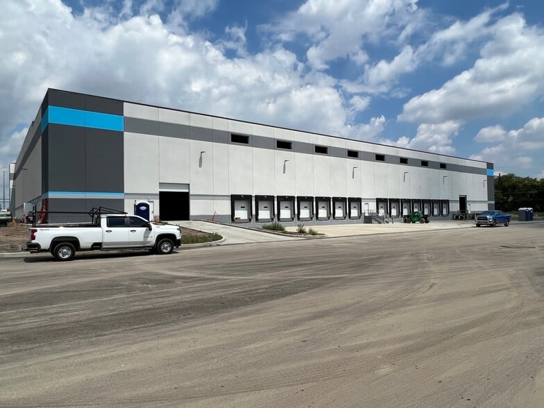 More Photos Of 60 Van Keuren Ave, Jersey City Industrial For Lease