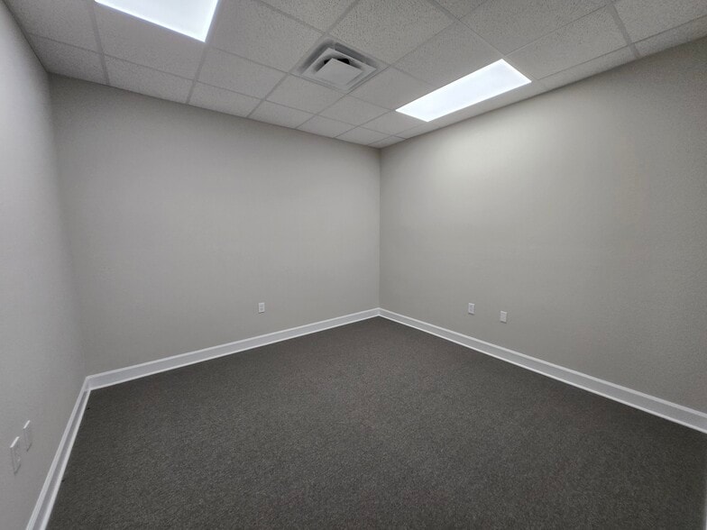 More Photos Of 6110 Sienna Ranch Rd, Missouri City Medical For Lease
