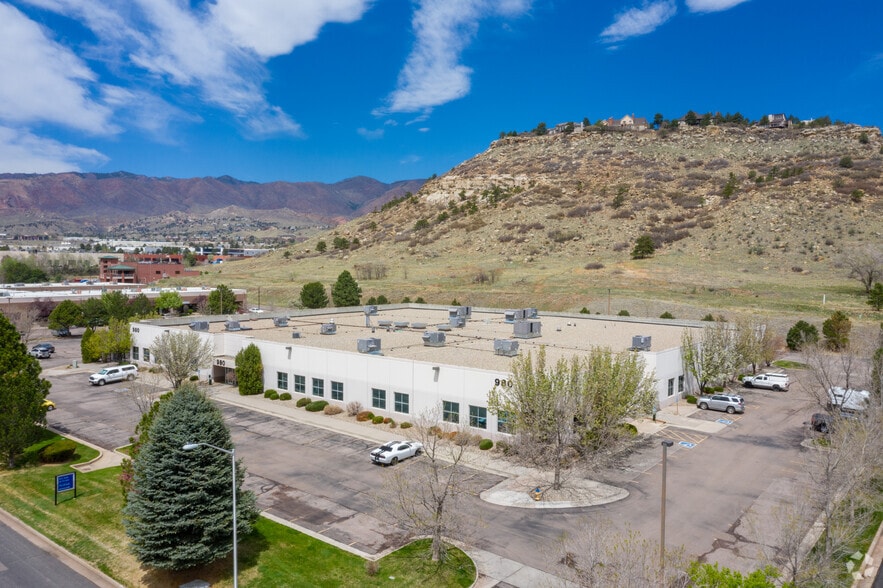 More Photos Of 980 Elkton Dr, Colorado Springs Flex For Sale