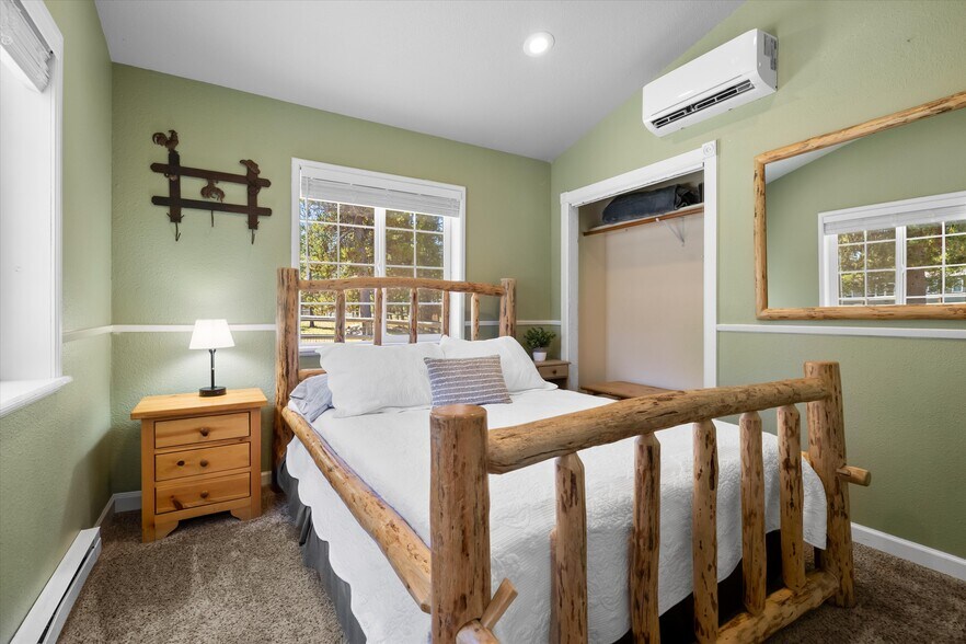 More Photos Of 53345 Riverview Dr, La Pine Multifamily For Sale