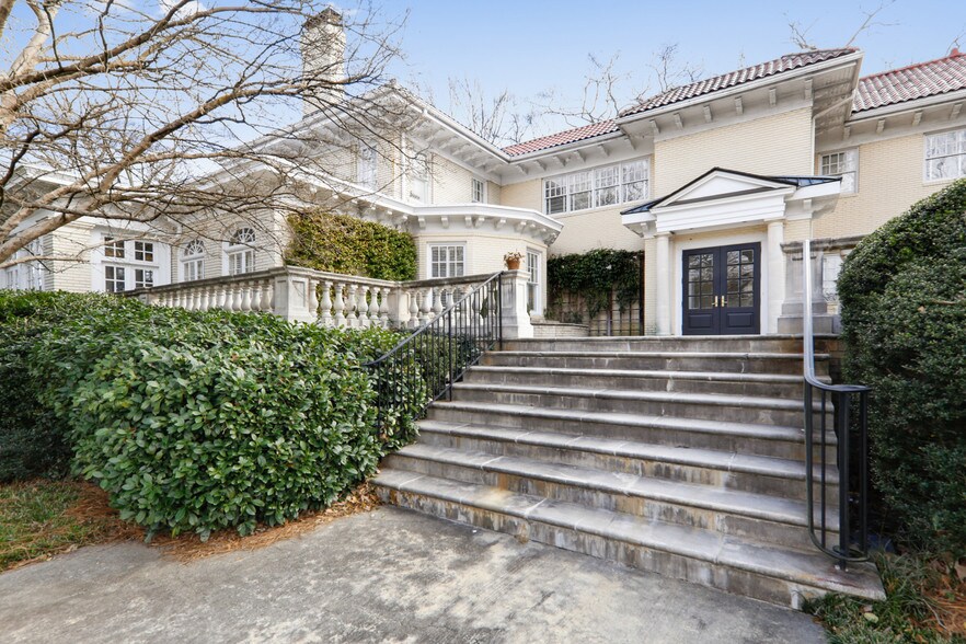 More Photos Of 1189 S Ponce de Leon Ave NE, Atlanta Office For Sale