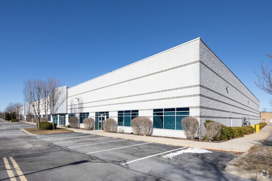 More Photos Of 585 Johnson Ave, Bohemia Warehouse For Lease