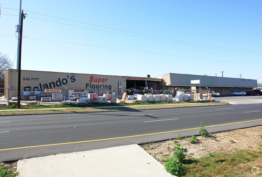 More Photos Of 4407 I-35 Fwy, San Antonio Unknown For Lease