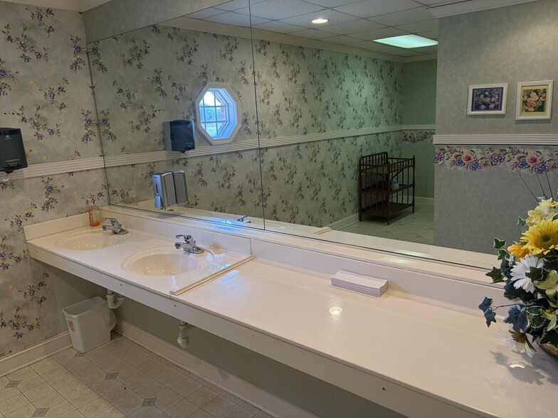 More Photos Of 413 Polkville Rd, Shelby Religious Facility For Sale