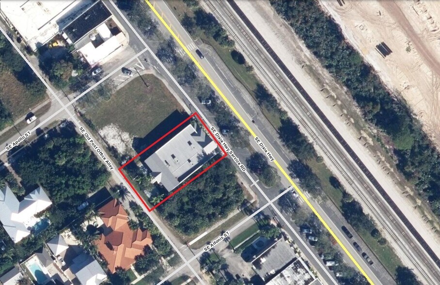 More Photos Of 11810 SE Dixie Hwy, Hobe Sound Storefront Retail Residential For Lease