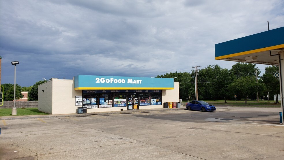 Primary Photo Of 2301 S Air Depot Blvd, Oklahoma City Convenience Store For Sale