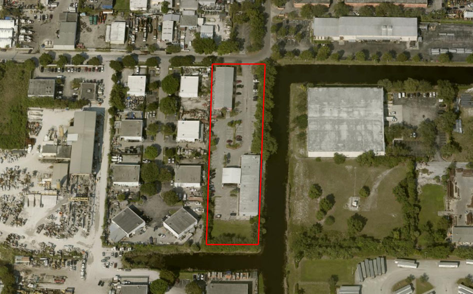 Primary Photo Of 1820 NW 21st St, Pompano Beach Warehouse For Lease