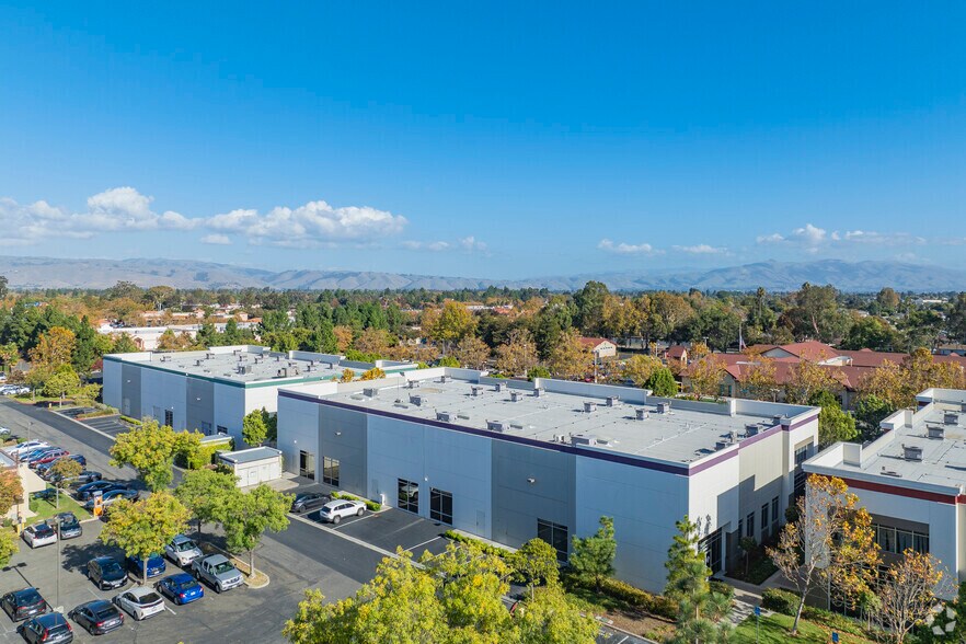 More Photos Of 35465-35475 Dumbarton Ct, Newark Research And Development For Sale