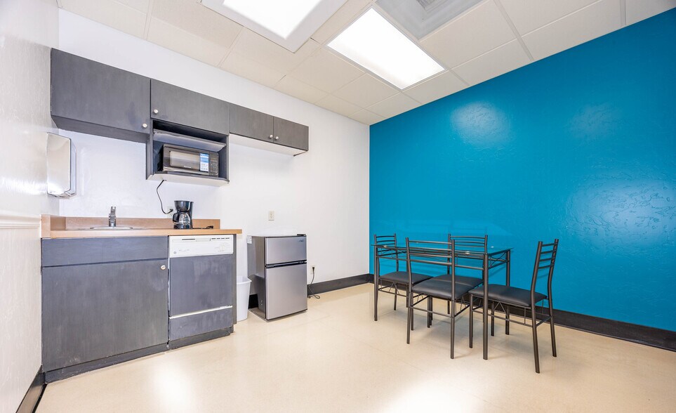 More Photos Of 3533 Canyon de Flores, Sierra Vista Medical For Lease
