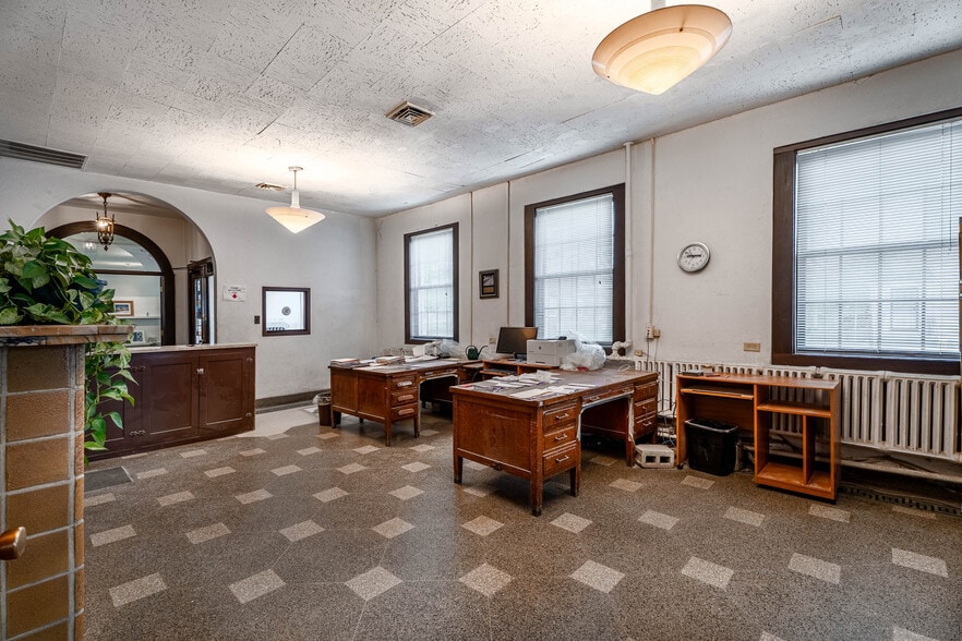 More Photos Of 1085 E Delavan Ave, Buffalo Warehouse For Sale