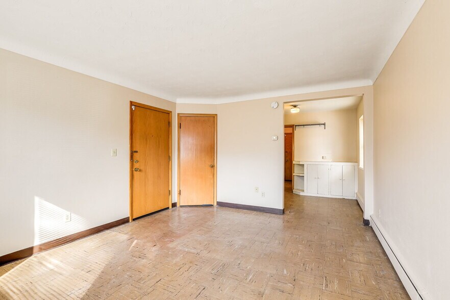 More Photos Of 1991 Grand Ave, Saint Paul Apartments For Sale