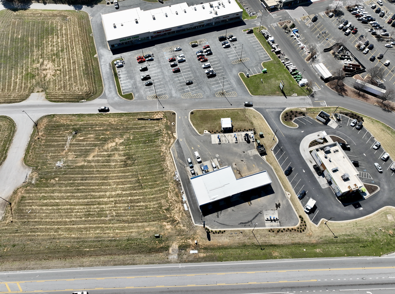 Primary Photo Of Wal-Mart Dr, Hartwell Land For Sale